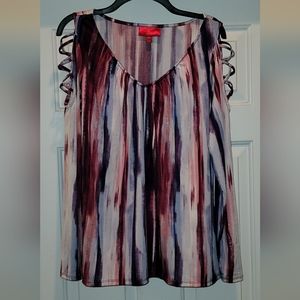 Jennifer Lopez Cold-Shoulder Top